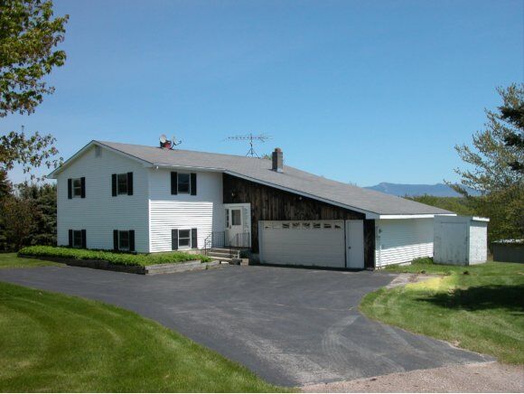 Property Photo: 165 Old Stage Rd VT 05452