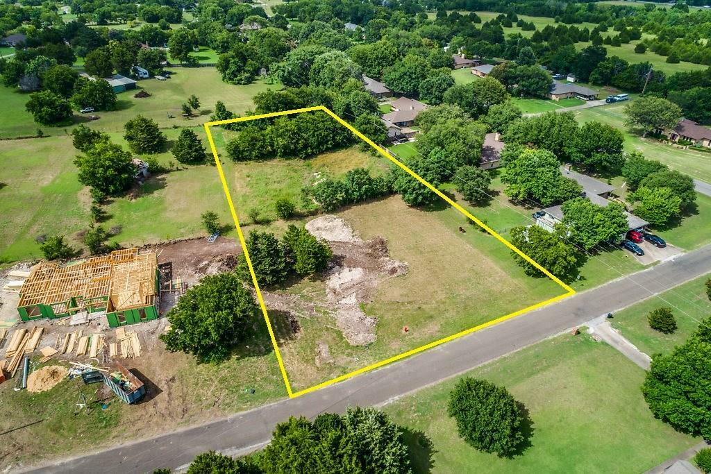 Property Photo: 109 Elmwood Drive TX 75154
