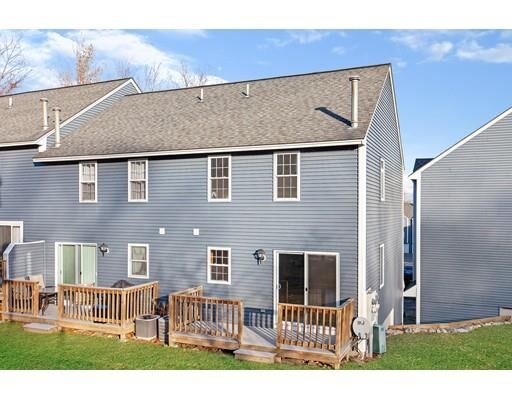 Property Photo:  25 Mercury Ter 25  MA 01832 