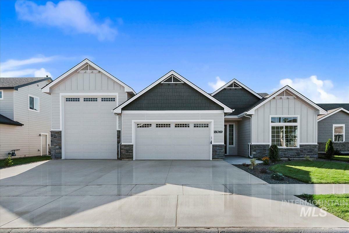 Property Photo: 18059 N Fallspring Pl. ID 83687