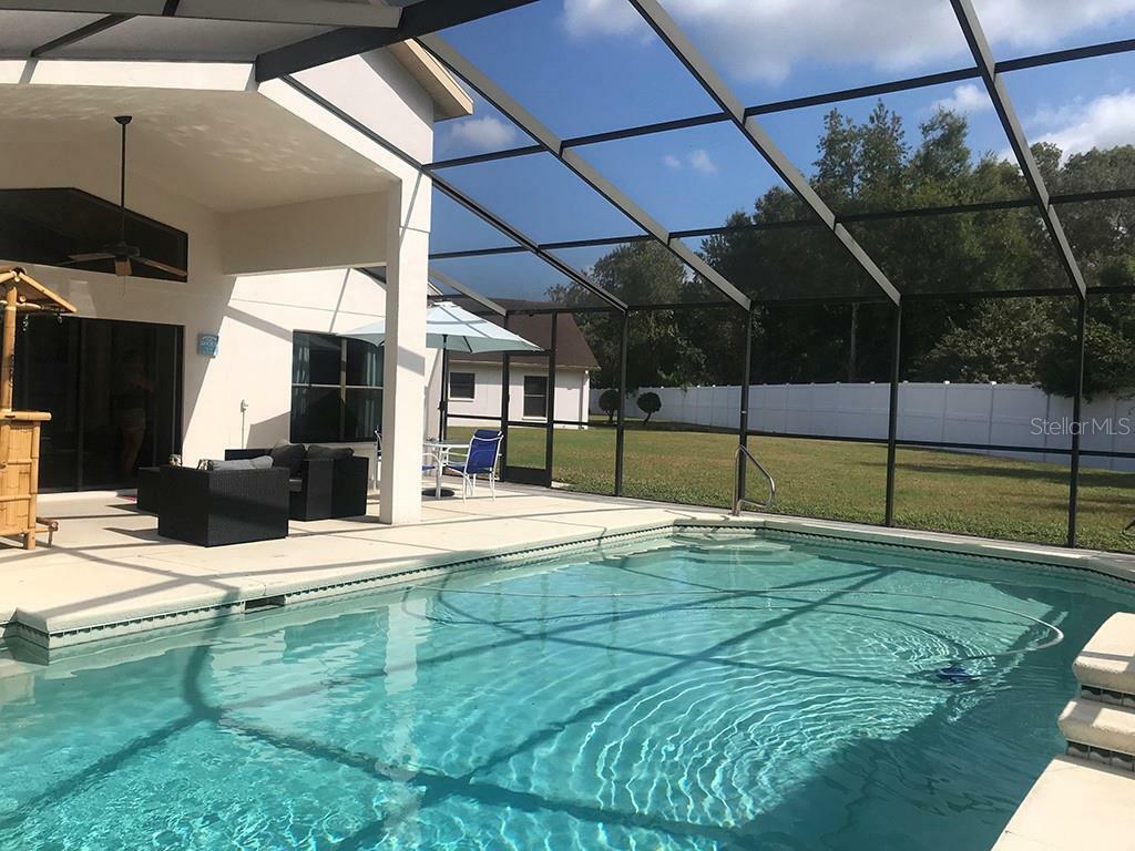 Property Photo:  13518 Bryndlewood Court  FL 34669 