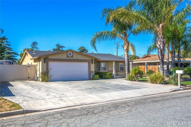 Property Photo:  1137 Magnolia Avenue  CA 92223 