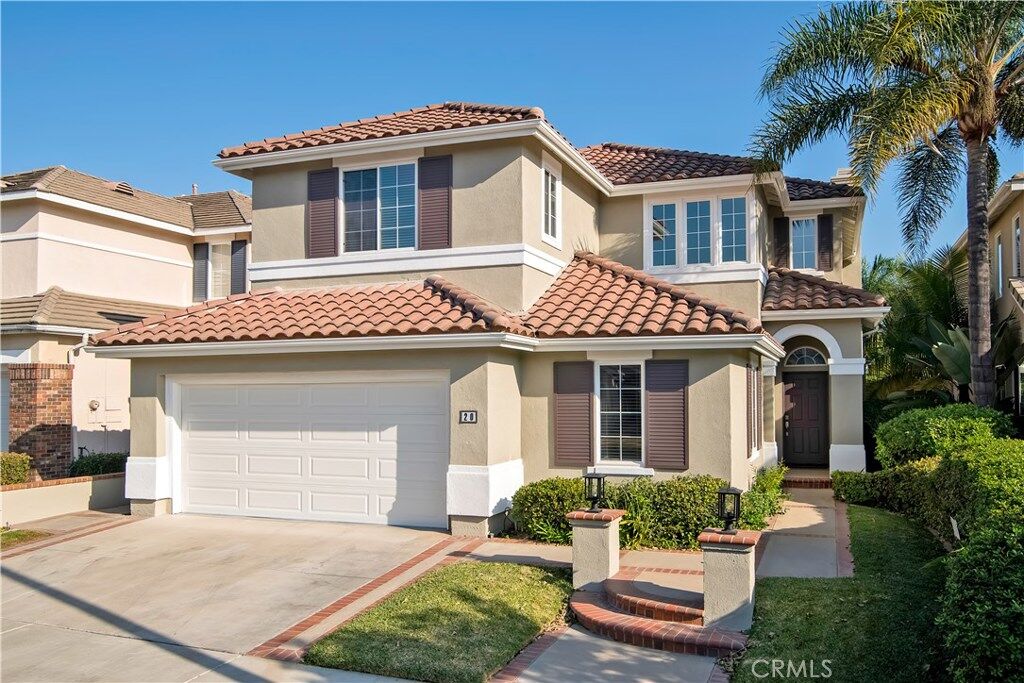 Property Photo:  20 Wedgewood  CA 92620 