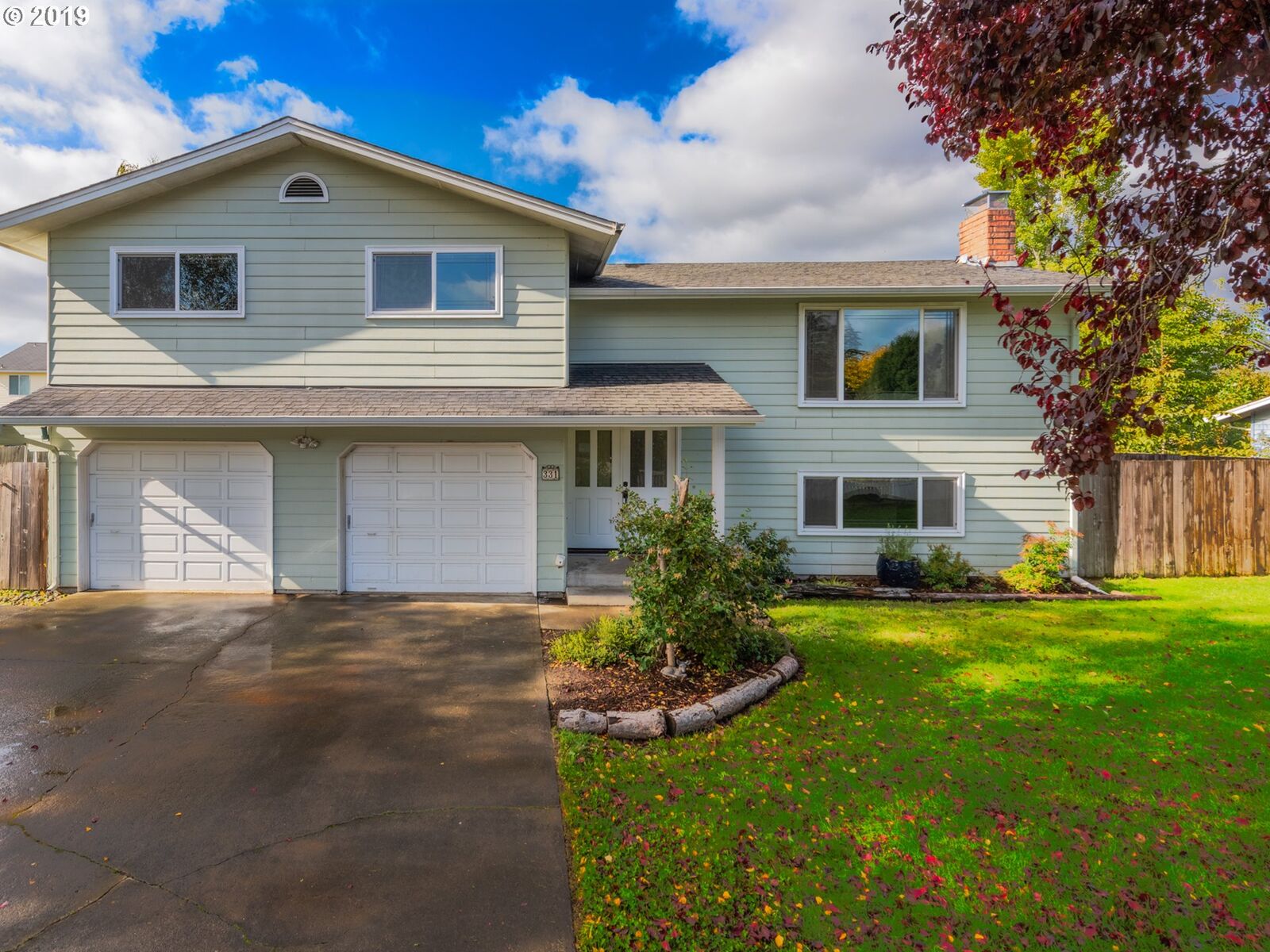 Property Photo:  331 Fir Ave  WA 98674 