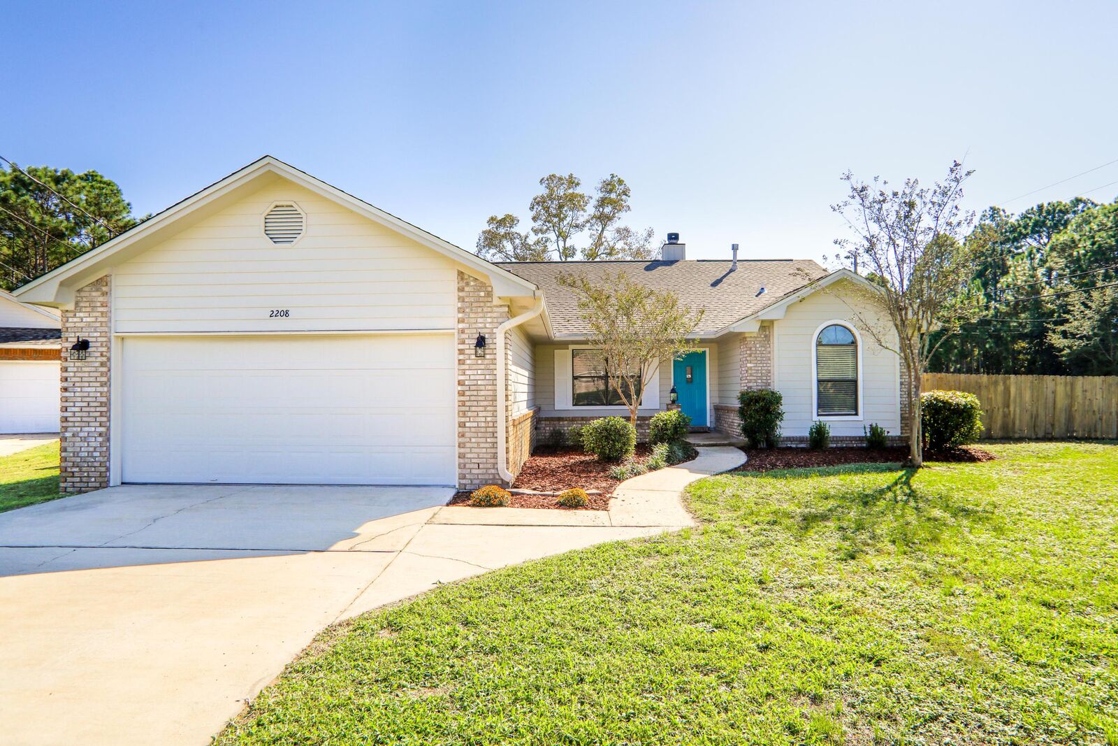 Property Photo:  2208 Orion Lake Drive  FL 32566 