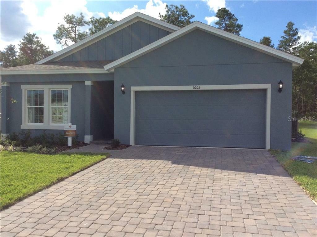 Property Photo:  1008 Landing Lane  FL 32738 