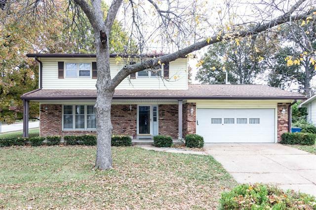 Property Photo: 3124 Thrush Drive 63301