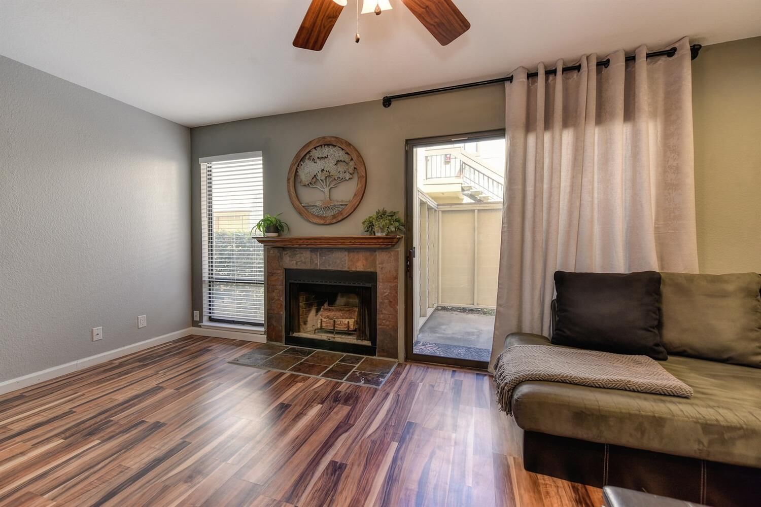 Property Photo: 5601 Walnut Avenue 3 CA 95662