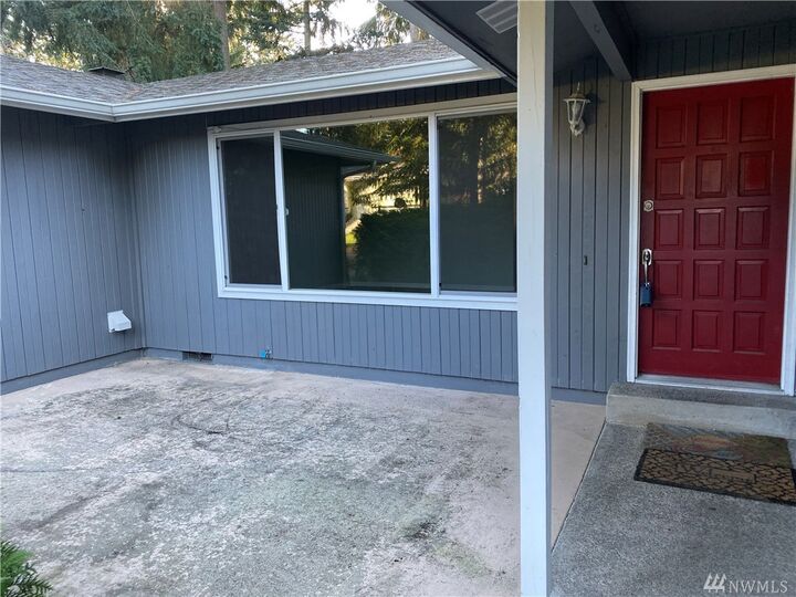 Property Photo:  3350  Summer Place SE  WA 98366 