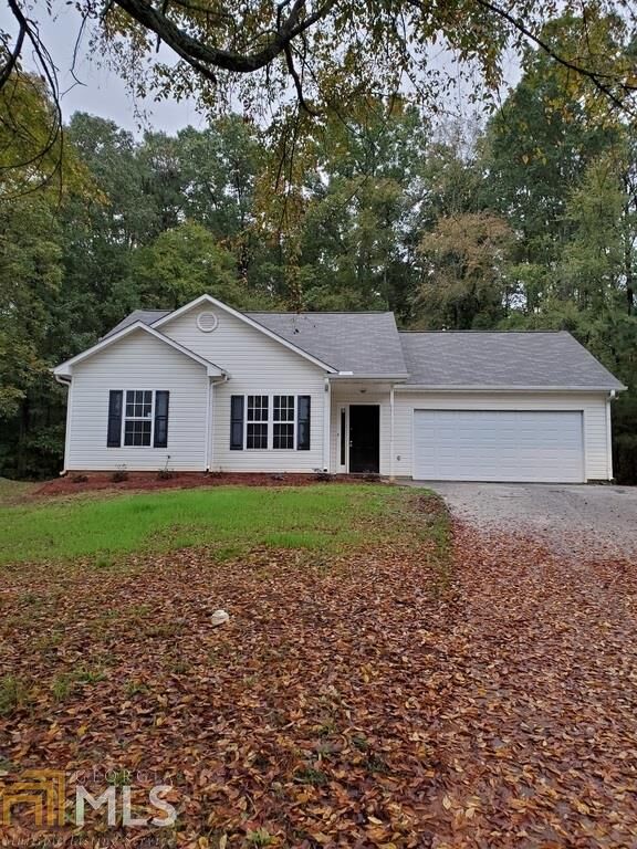 Property Photo:  649 Fieldcrest Dr  GA 30253 
