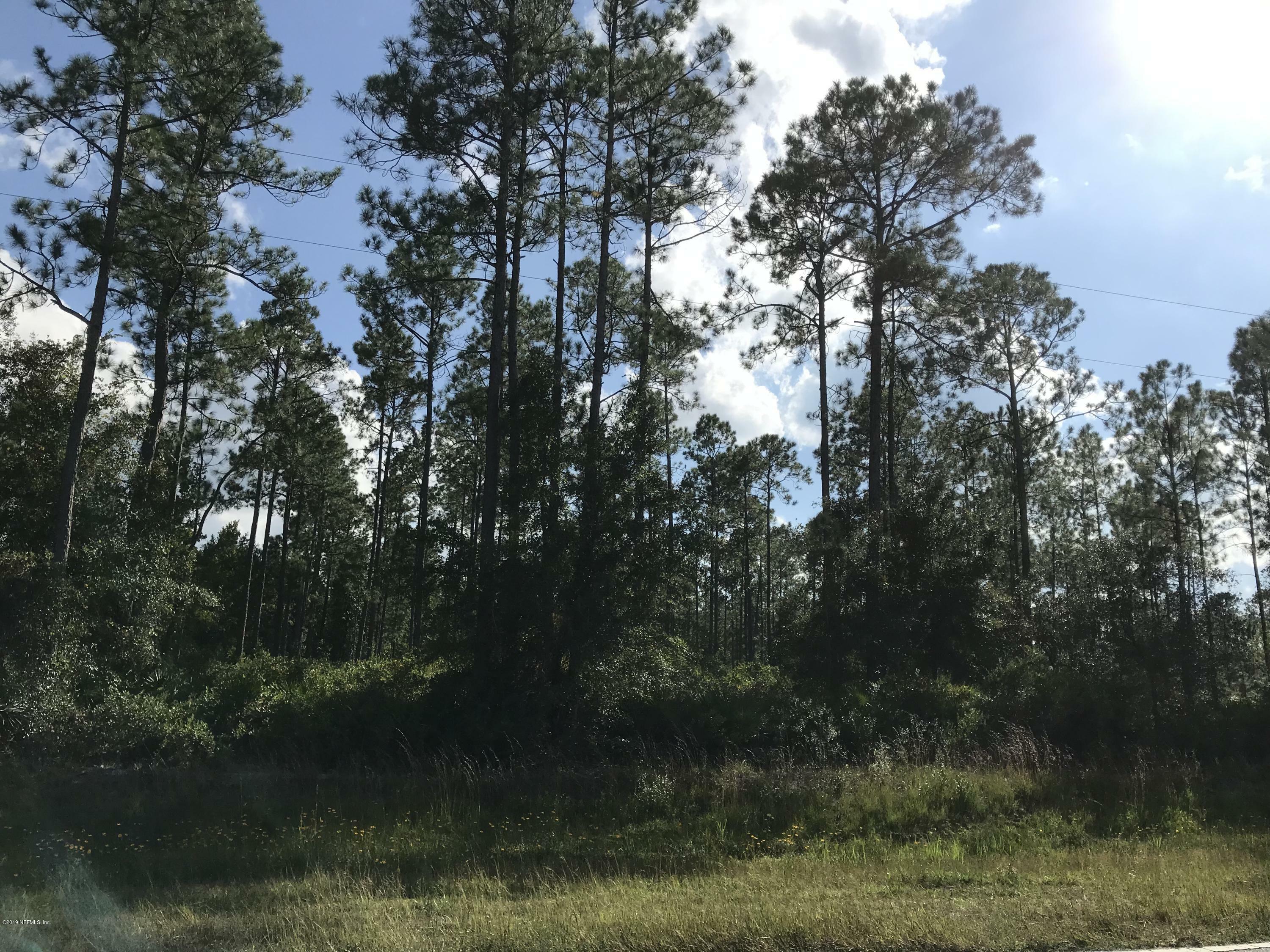 Property Photo:  827 Co Rd 310  FL 32148 