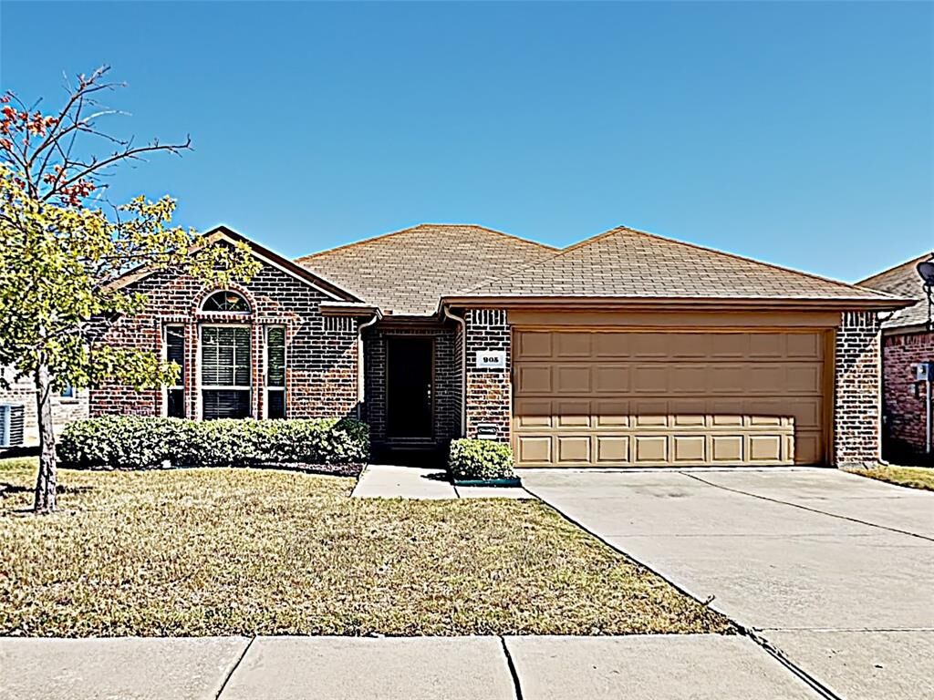 Property Photo: 905 Westfield Drive TX 75409