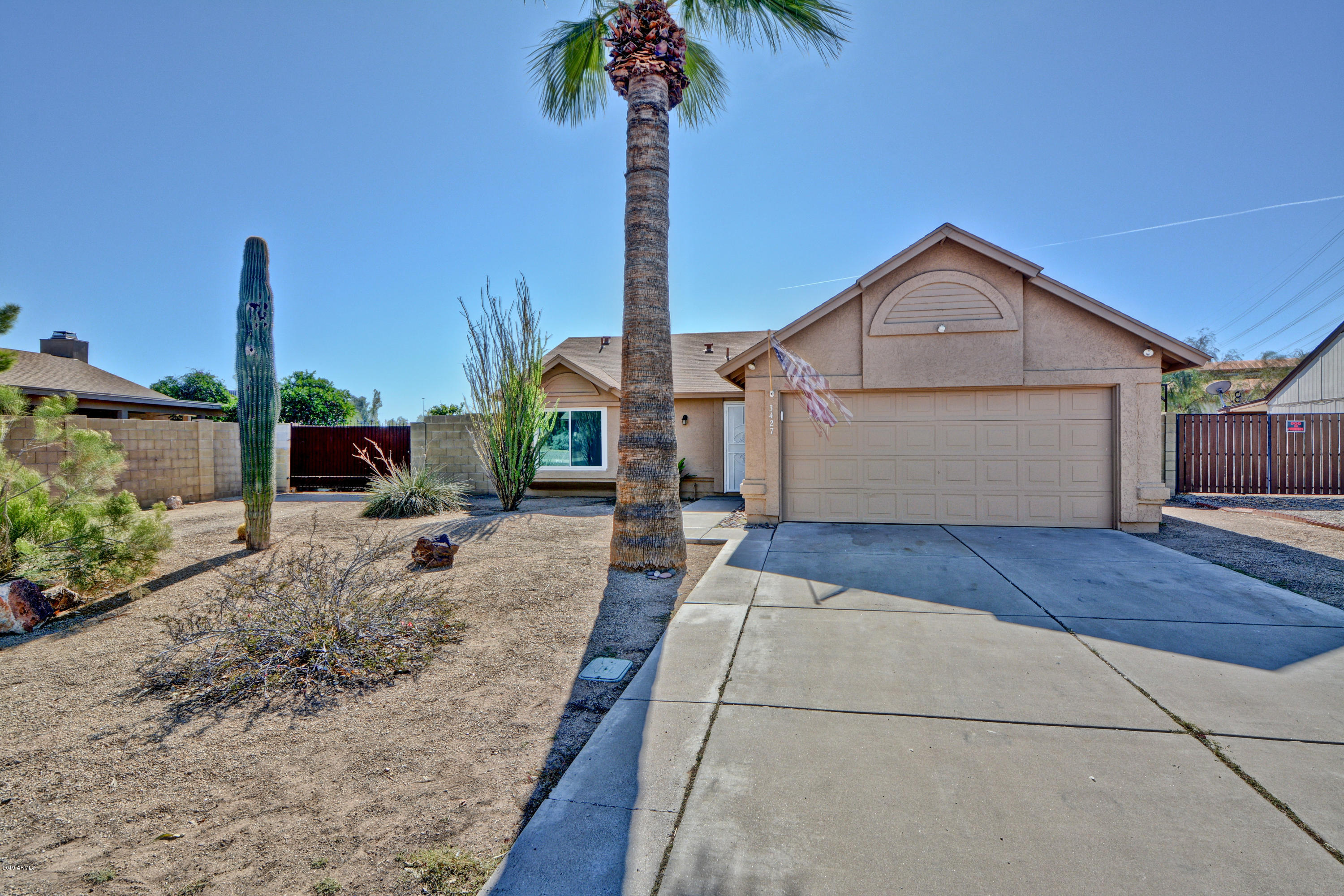 Property Photo:  3427 W Mohawk Lane  AZ 85027 