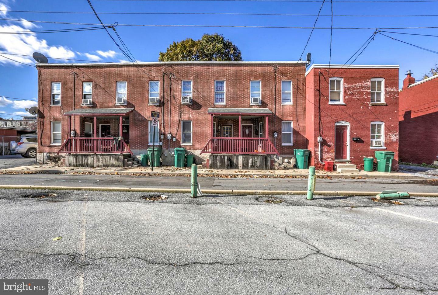 Property Photo:  534 N Jefferson Street  PA 17602 