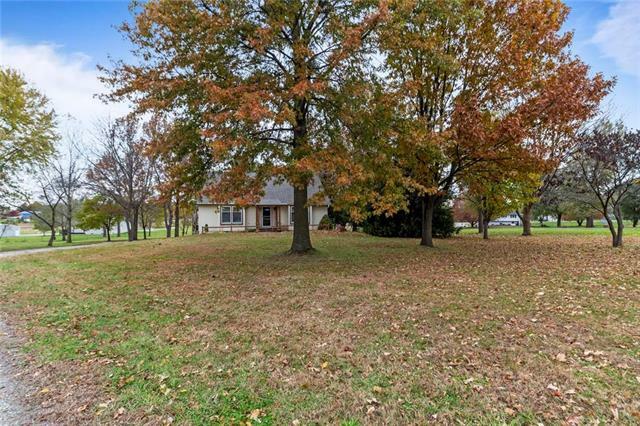 Property Photo:  602 Miller Road  MO 64492 