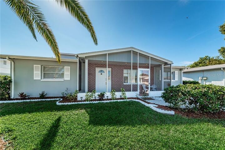 Property Photo:  8200 Hixton Drive  FL 34668 