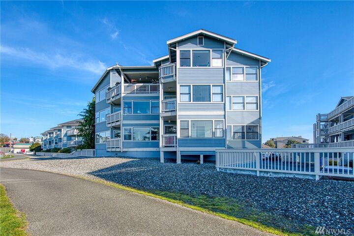 Property Photo:  651 SE Bayshore Dr C102  WA 98277 