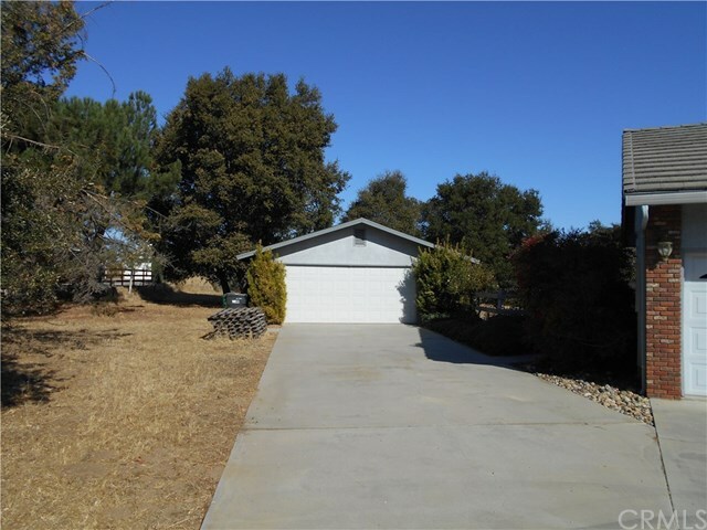 Property Photo:  1725 El Camino Real  CA 93422 