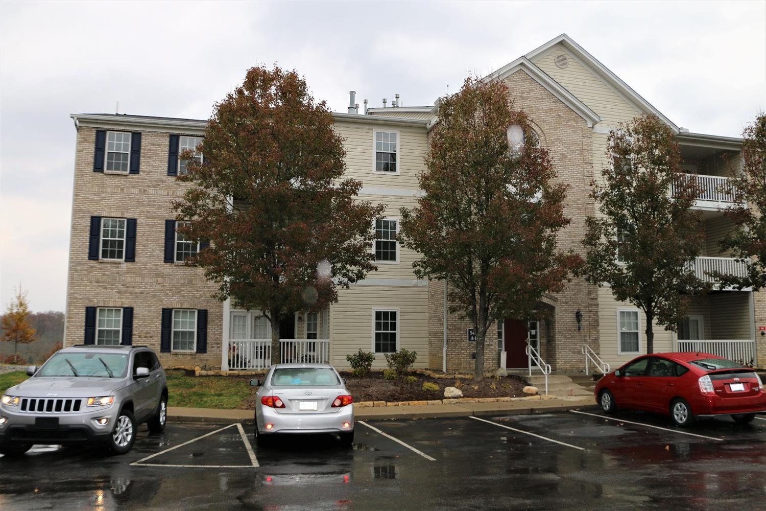Property Photo: 5413 Michelles Oak Court I OH 45248
