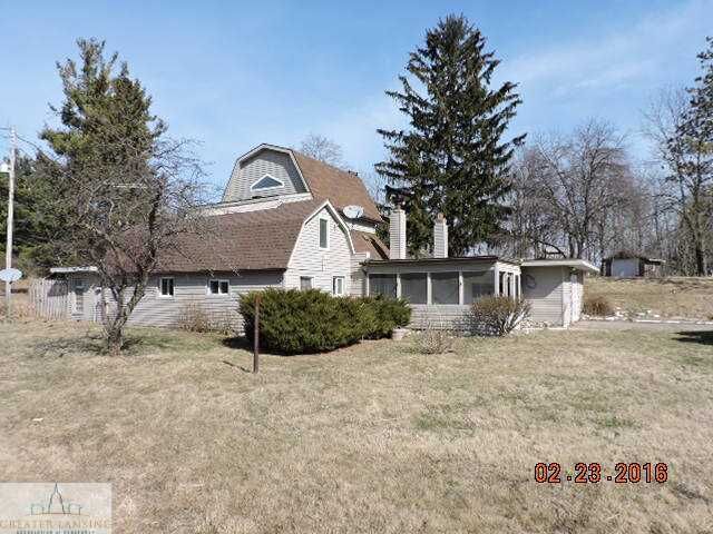 Property Photo: 496 N Waverly Road MI 48827