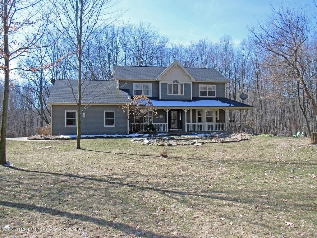 Property Photo:  865 W Dexter Trail  MI 48854 