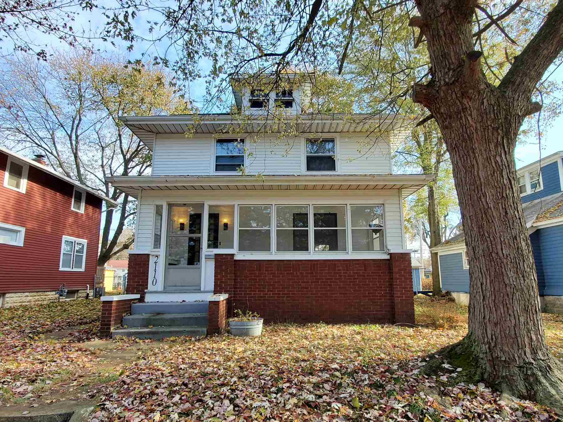 Property Photo:  2110 Pleasant Avenue  IN 46805 