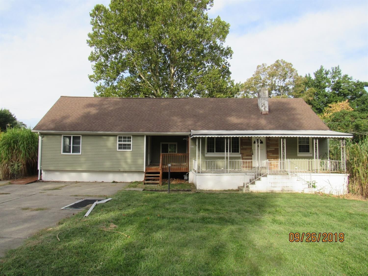 Property Photo: 9451 Beech Dr OH 45231