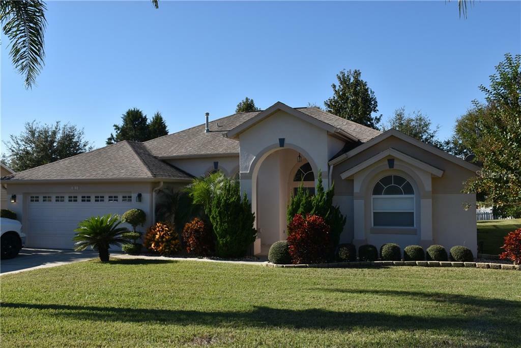 Property Photo:  13013 Long Pine Trail  FL 34711 