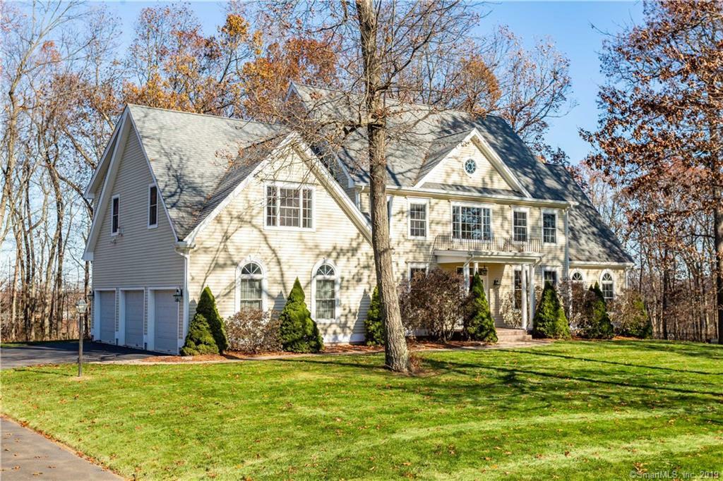 Property Photo: 10 Ellridge Place CT 06029