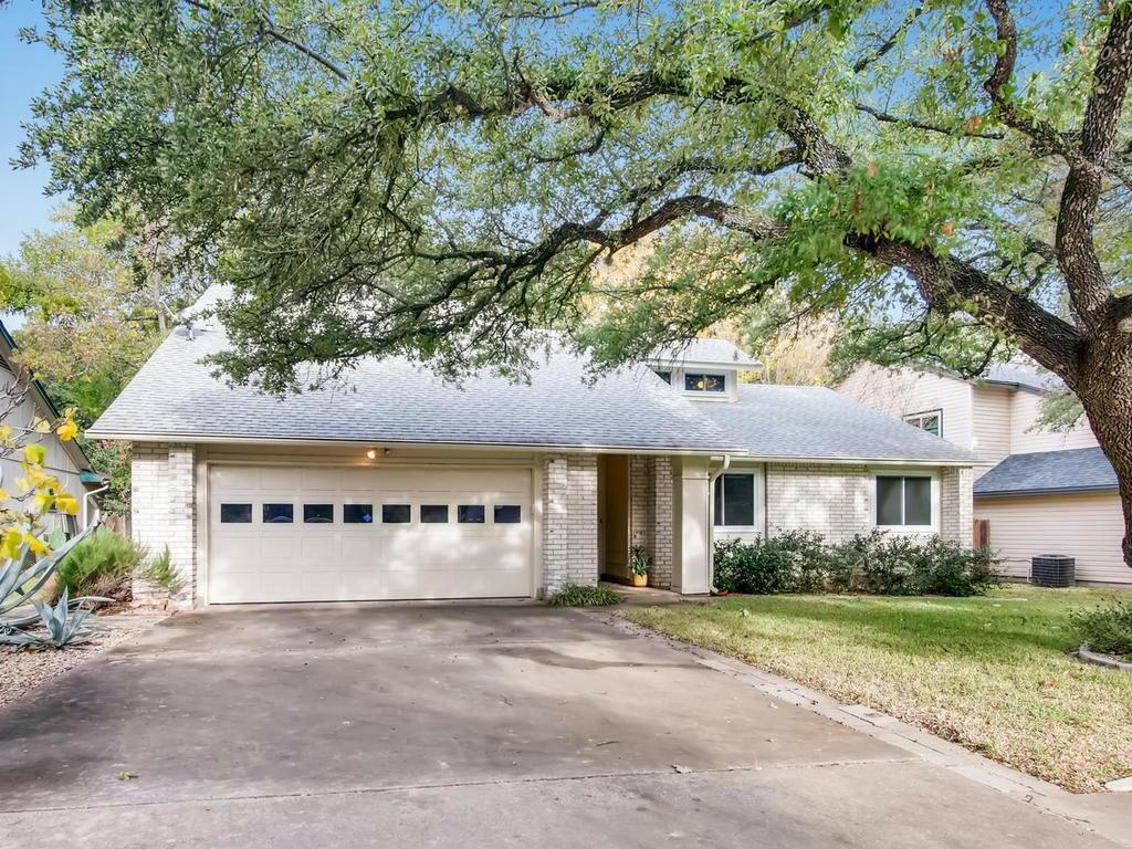 Property Photo: 12406 Blossomwood Drive TX 78727