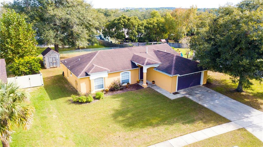 Property Photo: 15633 Kensington Trail FL 34711