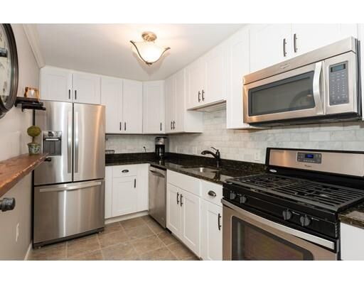 Property Photo:  5 Greenbriar 107  MA 01864 