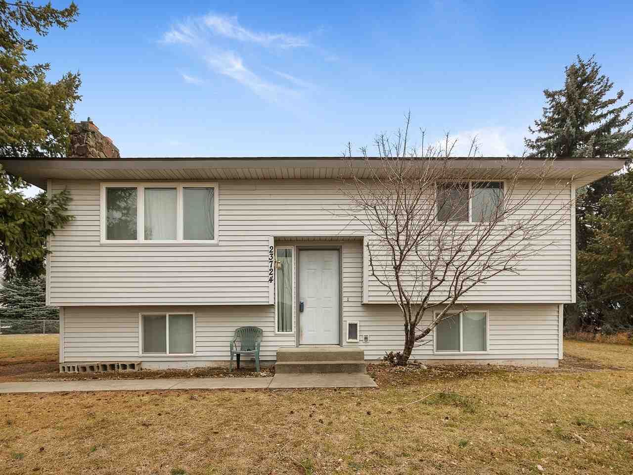 Property Photo:  23724 E Garland Ave  WA 99027 
