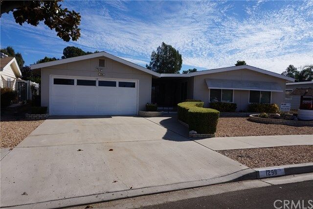 Property Photo:  1298 Jasmine Way  CA 92545 