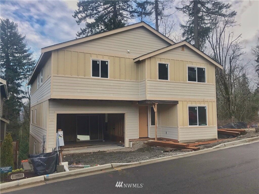 Property Photo: 868 Bobcat Lane NW WA 98027