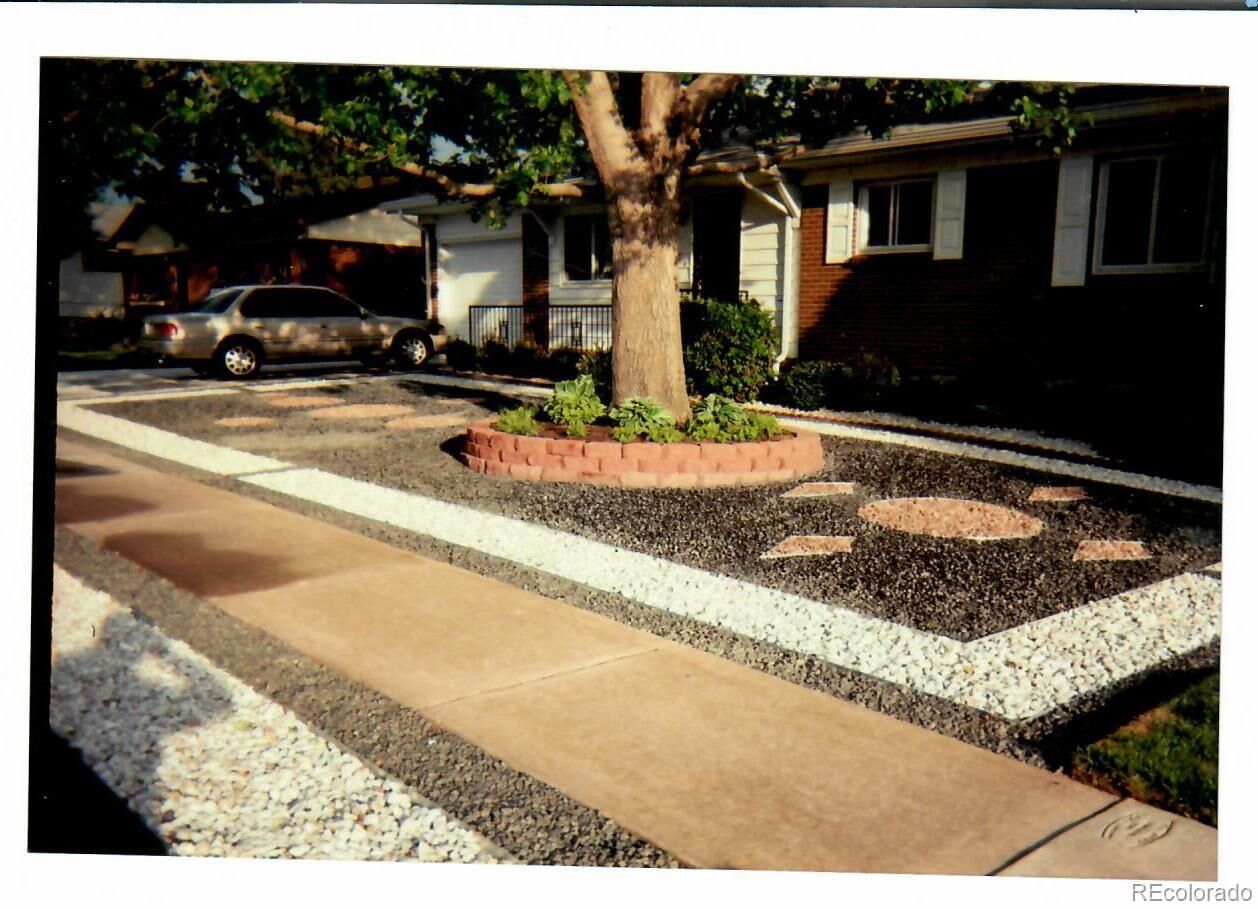 Property Photo:  2409 Lelaray Street  CO 80909 