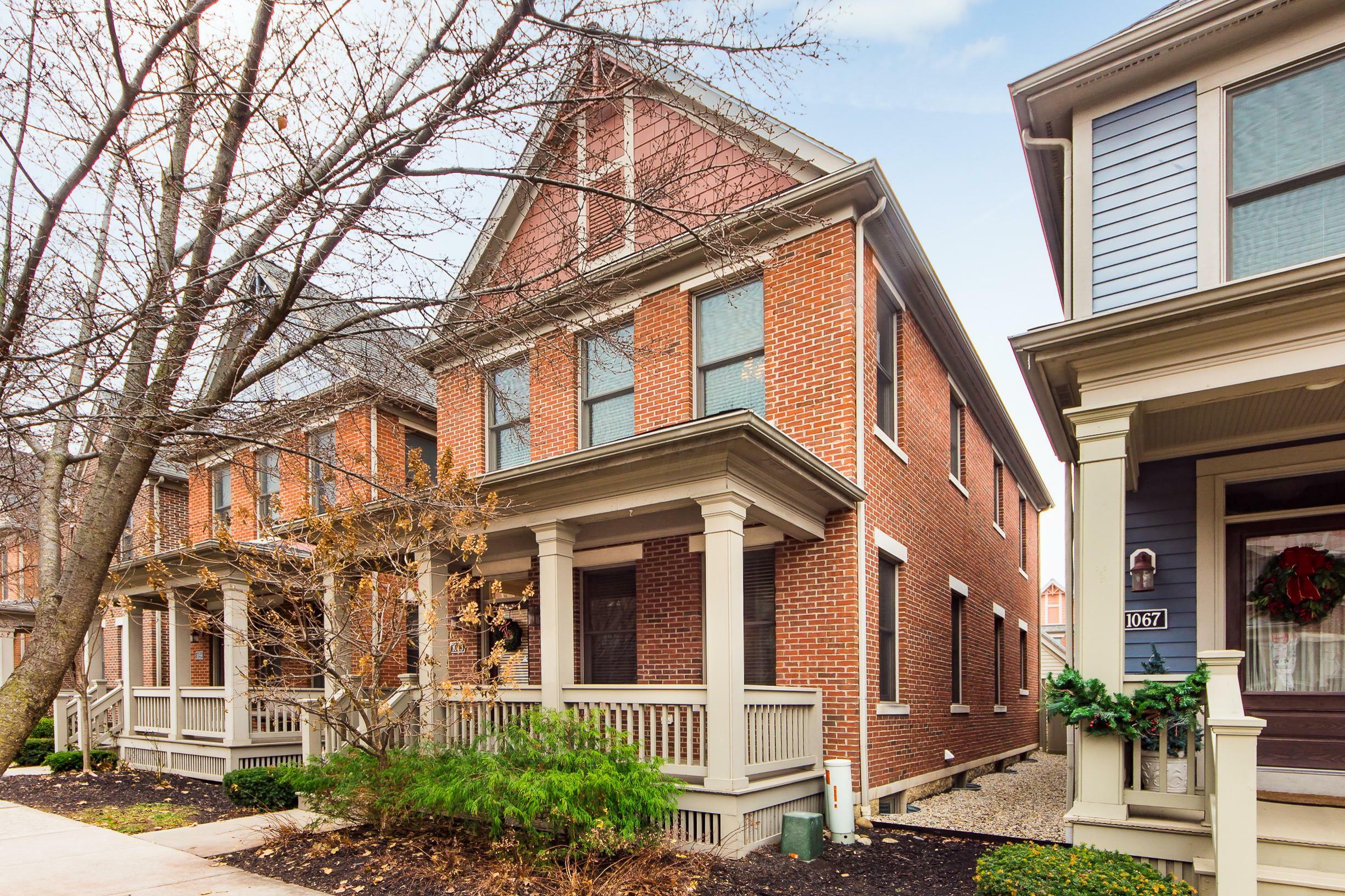 Property Photo: 1063 Perry Street OH 43201