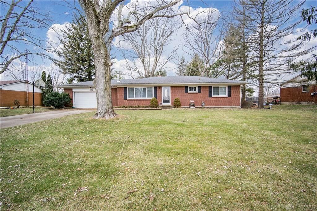 Property Photo: 2743 Anita Drive OH 45504