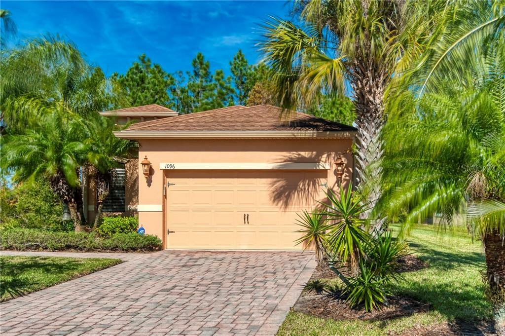 Property Photo:  1096 Harbor Ridge Drive  FL 34759 