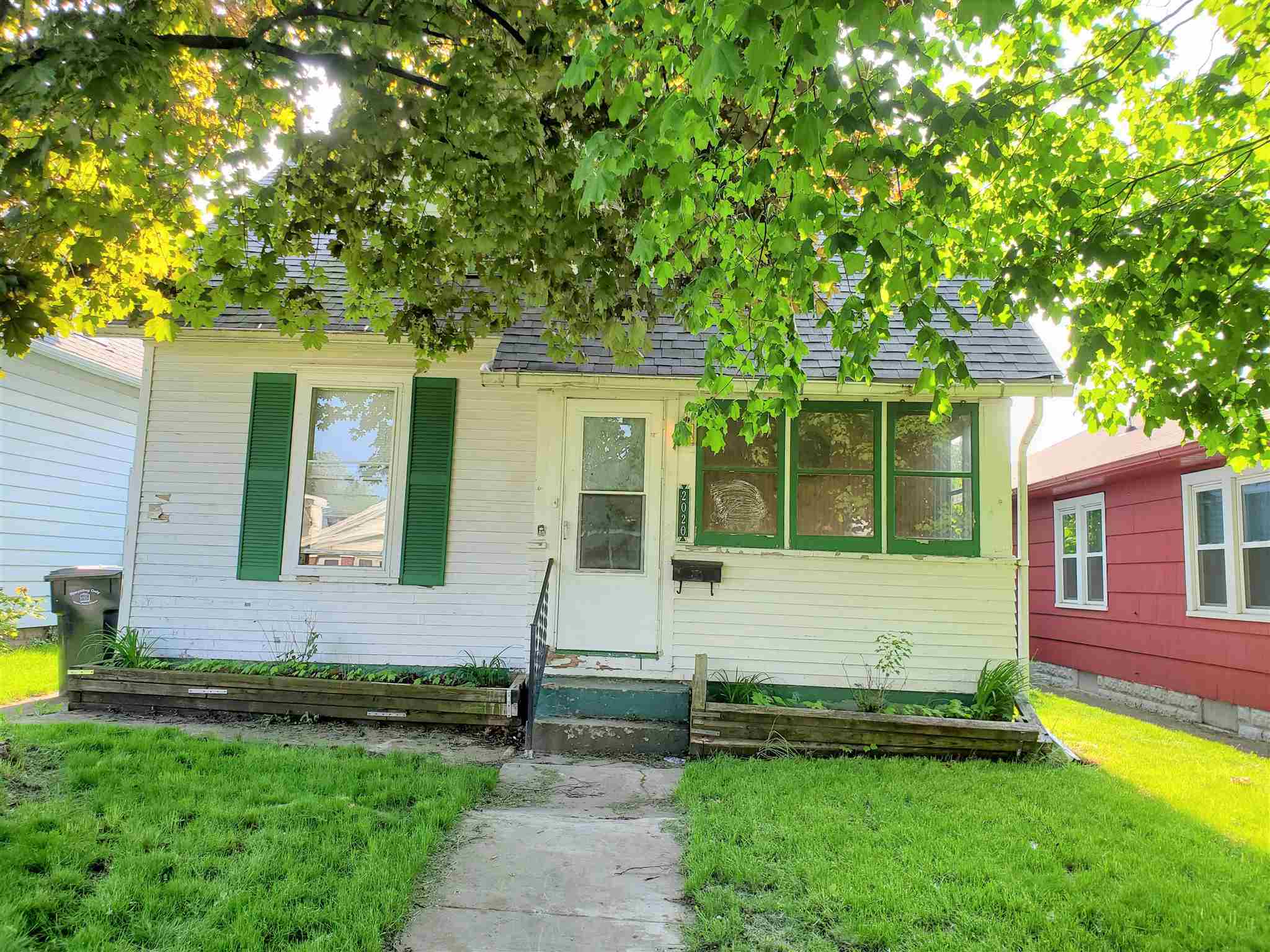 Property Photo:  2020 S Scott Street  IN 46613-1938 