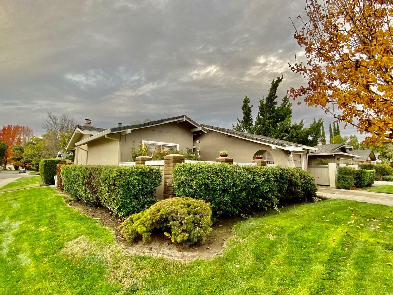 Property Photo:  5870 Gloria Drive  CA 95822 