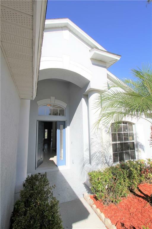 Property Photo:  11515 Sweetflag Drive  FL 34202 