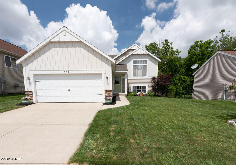 Property Photo:  3851 Pfeiffer Woods Court SE  MI 49512 