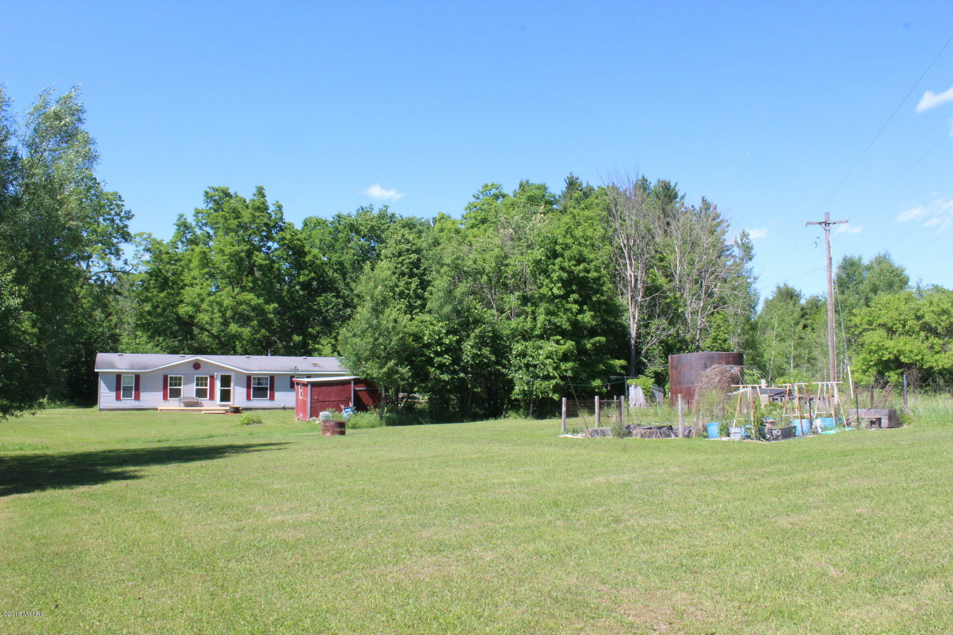 Property Photo: 2658 140th Avenue MI 49639