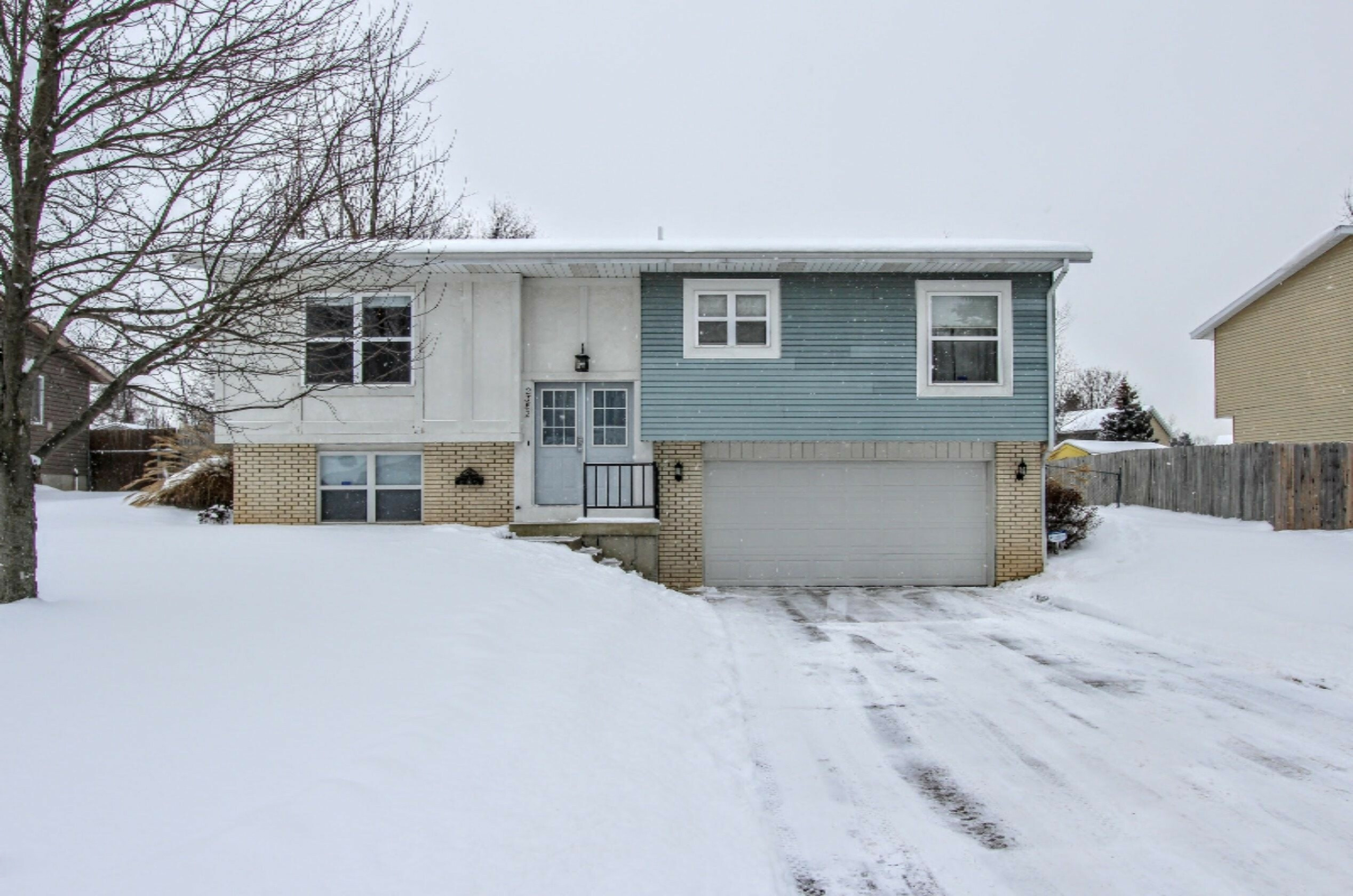 Property Photo:  2382 Sunny Creek SE  MI 49508 