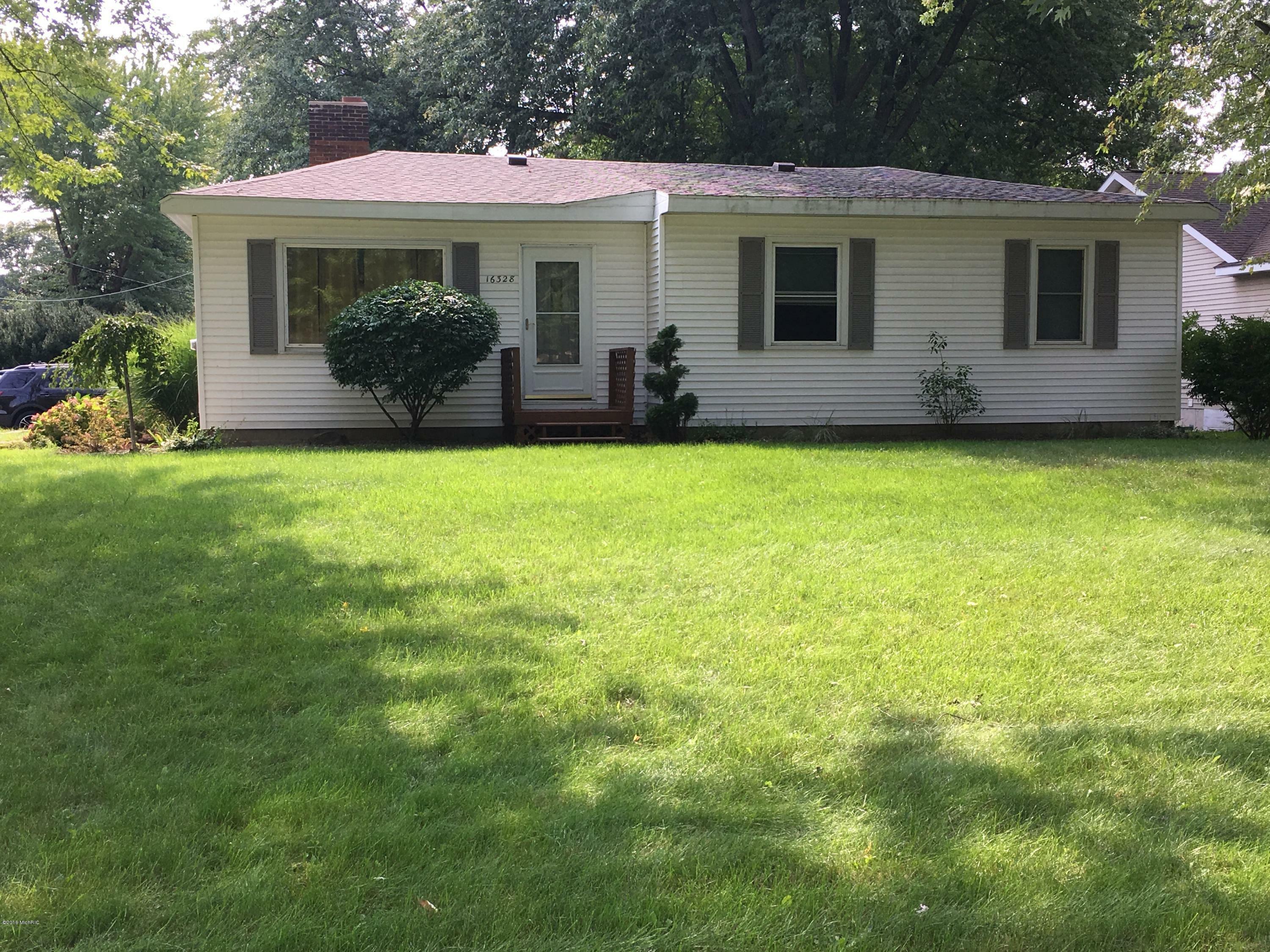 Property Photo:  16328 Robbins Road  MI 49417 