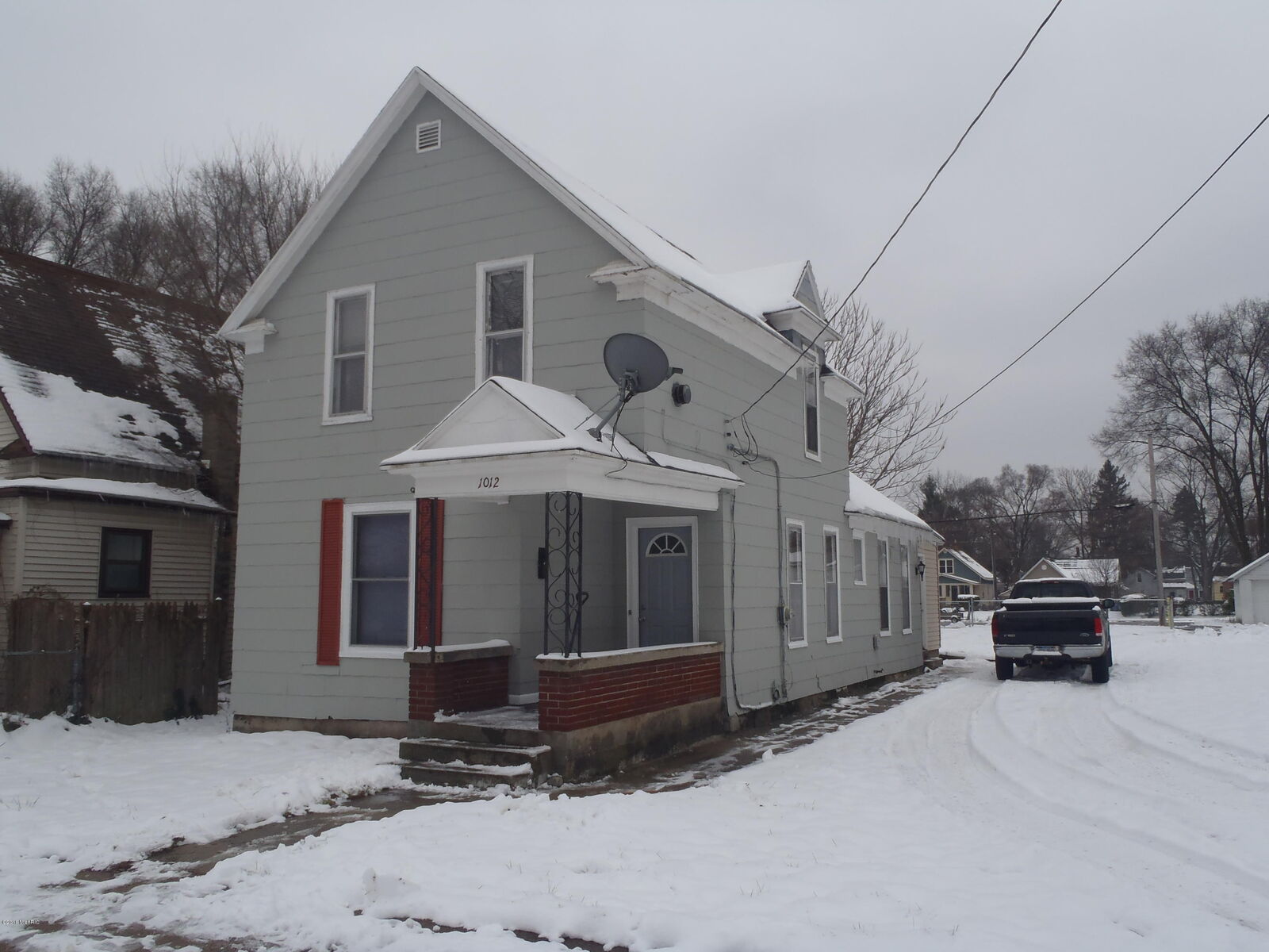 Property Photo:  1012 Hancock Street SE  MI 49507 