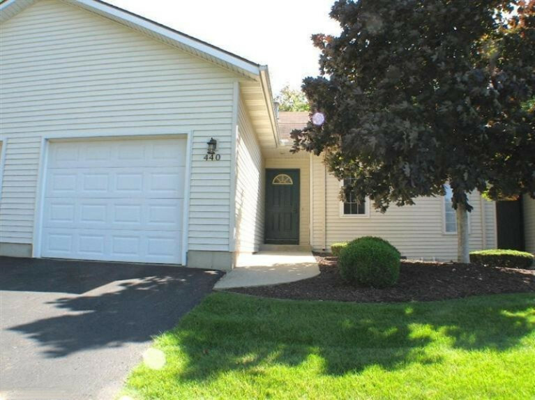 Property Photo: 440 Lincoln Ridge Drive MI 49423