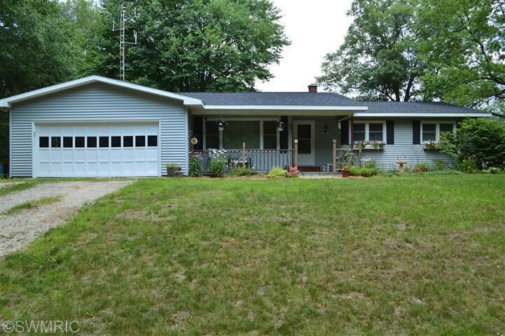 Property Photo: 13171 Rich Street MI 49417