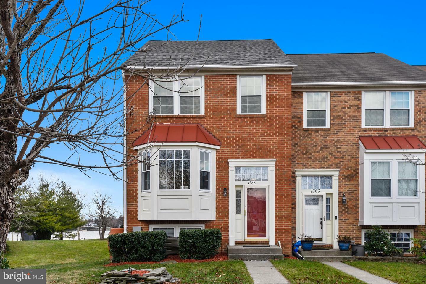 Property Photo: 1365 Stoneleigh Court MD 21226